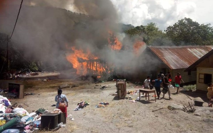 Cepat Tanggap Pemkab Samosir Bantu Korban Kebakaran di Desa Sosor Nangka