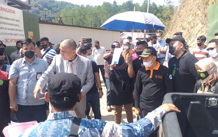 Sengketa Pantai Sari Ringgung Berujung Kehilangan Mata Pencaharian