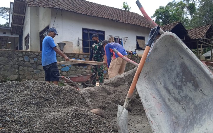 Skop dan Arco Jadi Alat Sejarah Dalam Pembangunan di TMMD 112