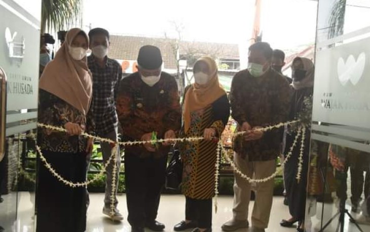 Bupati Malang Buka Bakti Sosial MOW dan MOP Sekaligus Meresmikan RSU Wajak Husada Bupati Malang Buka Bakti Sosial MOW dan MOP Sekaligus Meresmikan RSU Wajak Husada 