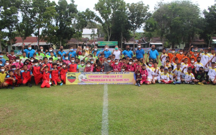 Gelar Tournamen Sepakbola U-13, Ini Pesan Dandim 0209/LB