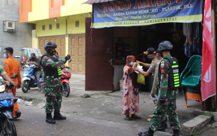 Kodim 0209/LB Perdayakan Posko Sentra Ekonomi Pasar Glugur