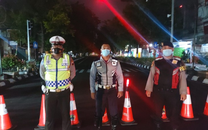PPKM Level 4, Polres Klaten Tutup Jalur Dalam Kota Mulai Pukul 20.00 WIB