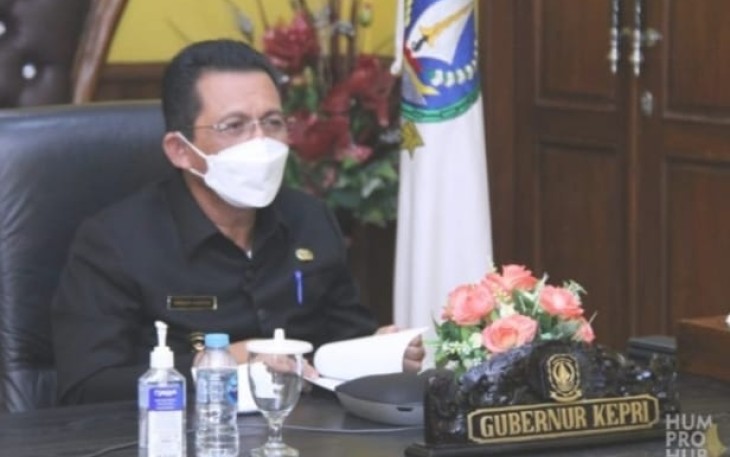 Gubernur  Provinsi kepulauan Riau H. Ansar Ahmad