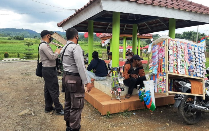 Polsek Malausma Berikan Himbauan Prokes Upaya Memutus Penyebaran Mata Rantai Covid-19 