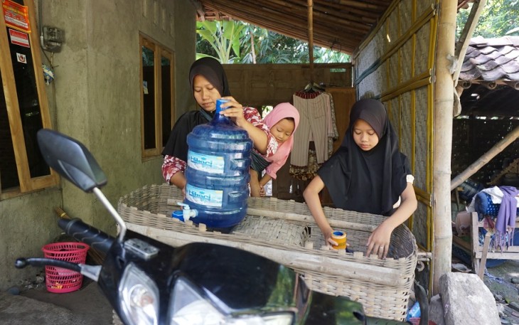 Janda 2 Anak Yang Hidupi Keluarga Dari Jualan Galon