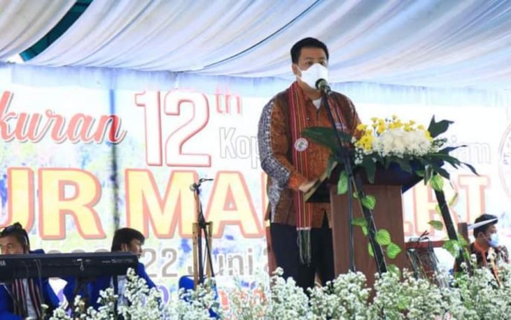 Bupati Samosir Vandiko T. Gultom ST 