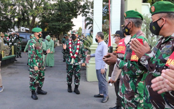 Kunjungan Pangdam IV/Dip