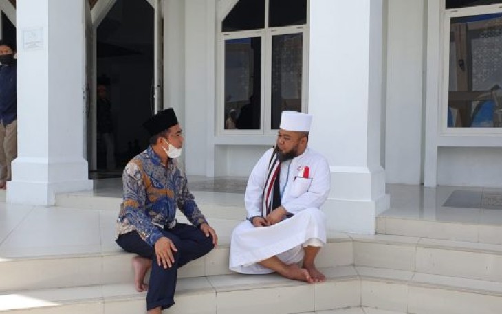 Canda Helmi Hasan di Masjid Terapung Bersama Wabup Terhebat di Dunia, Siapakah Dia?