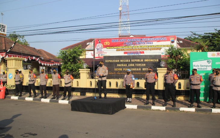 Kapolres Pekalongan Kota, Pimpin Apel Gelar Pasukan Operasi Patuh Candi 2021