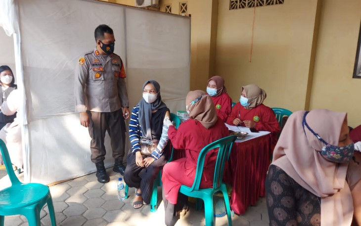 Jajaran Polres Pekalongan Kota Polda Jawa Tengah menggelar kegiatan Vaksinasi Merdeka Serentak