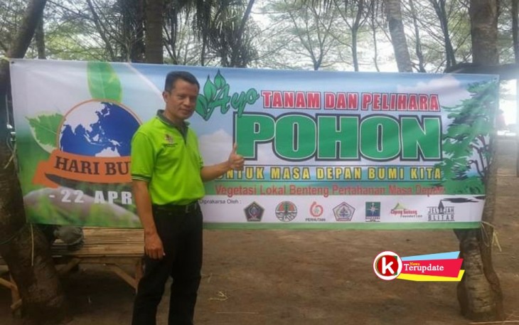 Kepala DLH Pemkab Blitar M. Krisna Triatmanto (foto : Faisal NR / dok. Klikwarta.com)