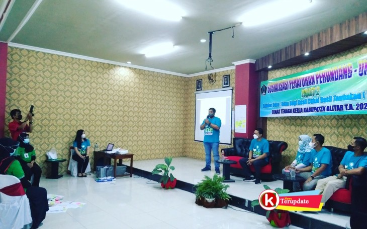 Situasi Penutupan Sosialisasi Perundang-undangan Tentang Pemberantasan Barang Kena Cukai Tahun 2021 (foto : Faisal NR / Klikwarta.com)