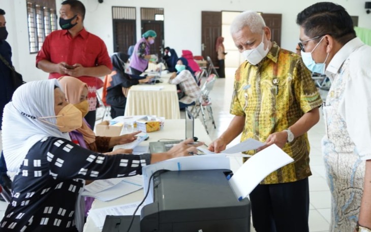 Bupati dan Wabup Tinjau Pelaksanaan Vaksinasi Covid-19 di Dinas Pendidikan Asahan