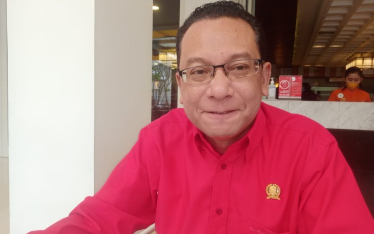 Anggota DPRD Jatim Daniel Rohi 