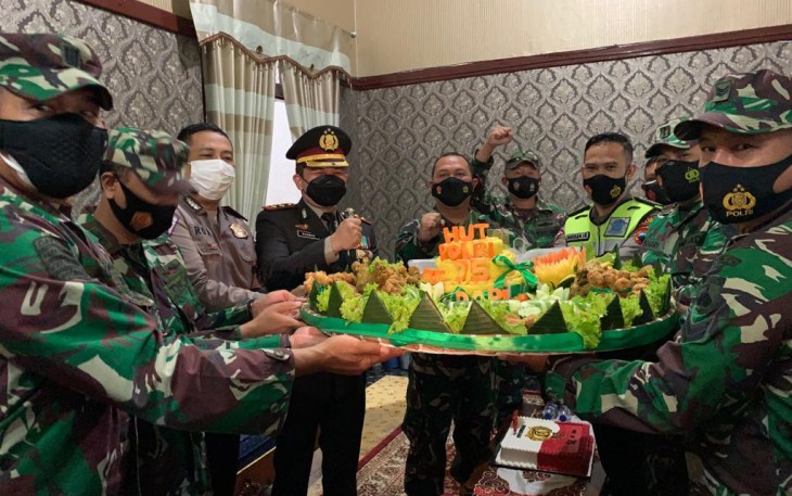 Kejutan dari Dandim dan anggota Kodim 0714/Salatiga