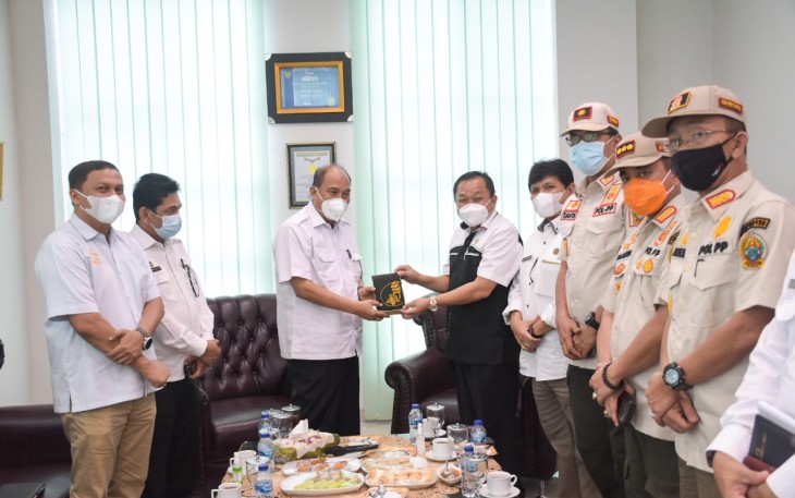 Walikota Tebing Tinggi Pimpin Raat Tim Monitoring Dan Evaluasi Pemberlakuan PPKM 