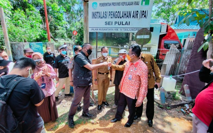 Anggota DPRD Bintan Tinjau Pos PPKM  di KM 13 Sungai Pulai Terkait Penerapan Antigen Berbayar