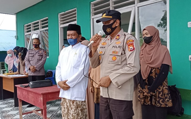 Polres MM Gelar Serbuan Vaksinasi di Ponpes Raudhatul Jannah