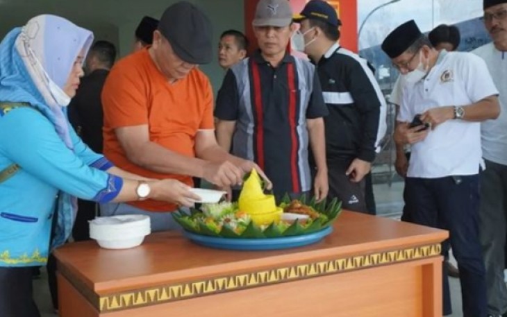 Giat potong tumpeng di Gedung Baru Kantor Bupati, Jum'at (19/08/2022).