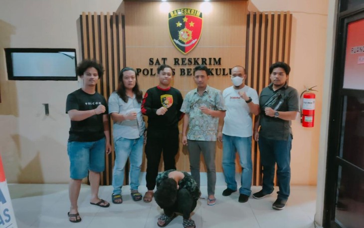 Tersangka saat diamankan