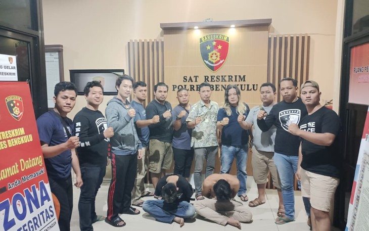 Dua Pria Asal Kaur saat Diamankan Polisi