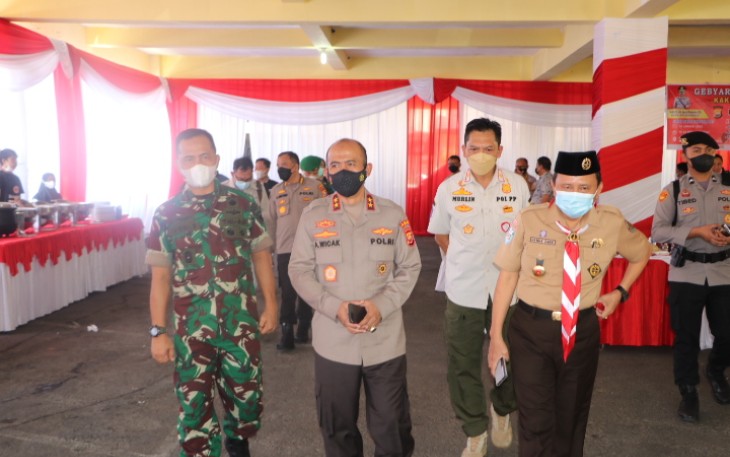 Polda Bengkulu Bersama Korem, dan Pemprov Gelar Vaksinasi Massal