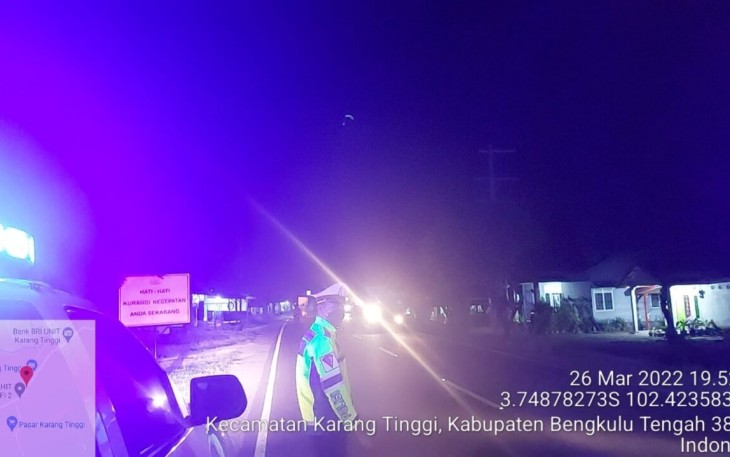 Patroli Blue Light di Jalan Raya Bengkulu-Kepahiang, Bengkulu Tengah, Sabtu (26/03/22) malam.