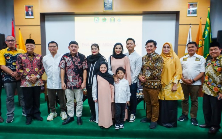Foto bersama usai acara