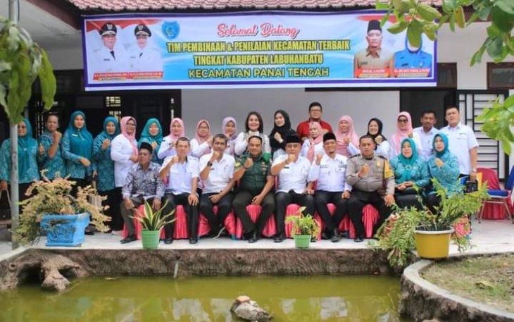 Staf Ahli Bupati Labuhanbatu saat Kunjungi Kecamatan Panai Tengah