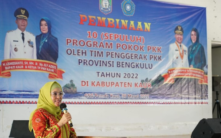 Ketua TP PKK Provinsi Bengkulu Derta Wahyulin
