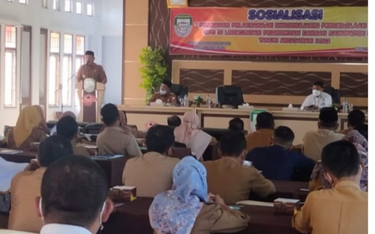 Bupati Seluma Erwin Octavian, SE saat membuka acara kegiatan Sosialisasi Persiapan Pelaksanaan Rekonsiliasi Pengelolaan Keuangan OPD 