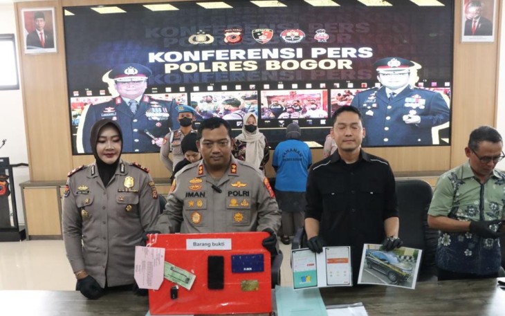 Kapolres Bogor AKBP Dr. Iman Imanuddin S.H., S.I.K.,M.H dalam konferensi persnya pada Jum'at (18/11) 