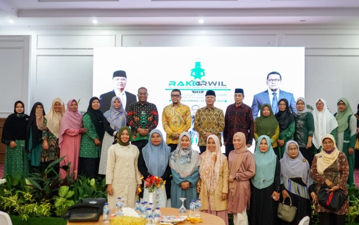 Foto bersama usai acara