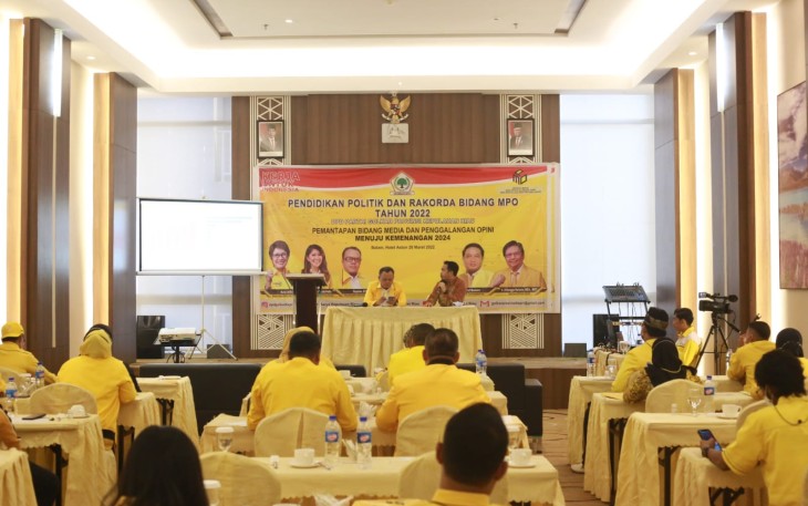 Rakorda MPO DPD Golkar Kepri yang dilakukan secara daring di Aston Hotel Batam, Sabtu (27/03).