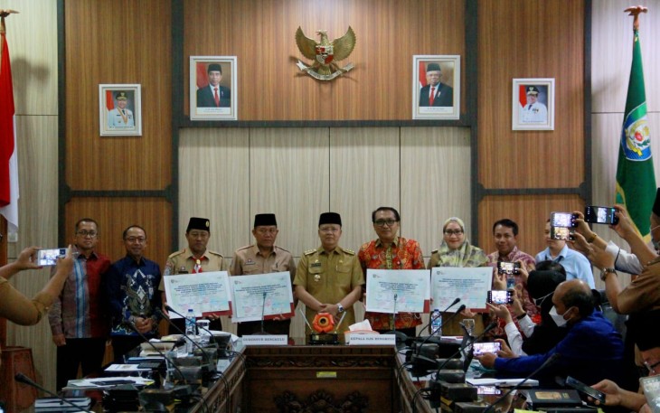 Gubernur Rohidin pada Rapat Pleno Tim Percepatan Akses Keuangan Daerah Provisi Bengkulu, Selasa (14/6/2022).