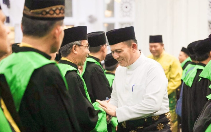 Gubernur Ansar saat Lantik Dewan Hakim MTQ IX Provinsi Kepri