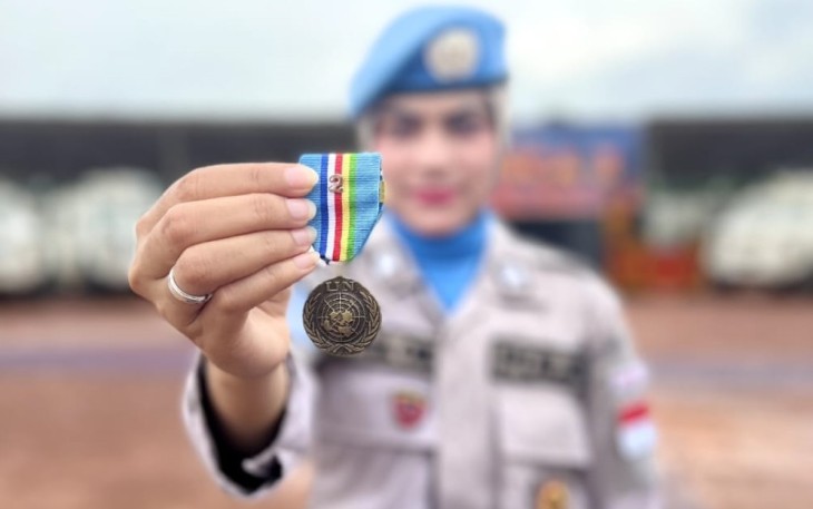 Briptu Nina Polda Bengkulu Persembahkan Medali United Nations dari PBB