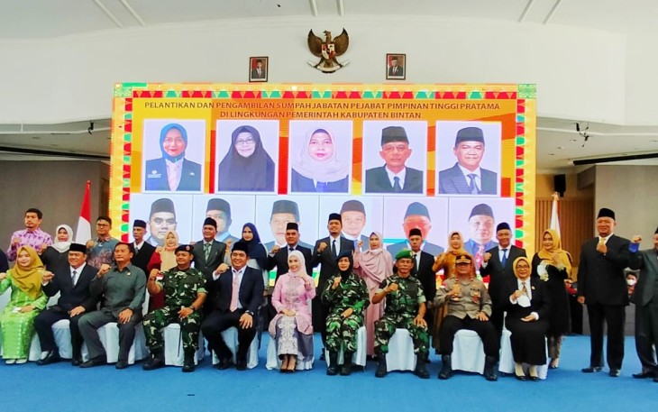 Plt Bupati Bintan Roby Lantik 11 Pejabat Pimpinan Tinggi Pratama