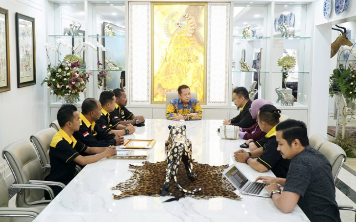  Bamsoet saat menerima DPP Korps Indonesia Muda, di Jakarta, Rabu (12/10/22).