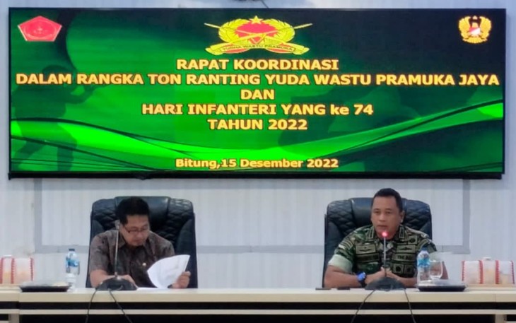 Kasrem 131/Stg saat memimpin rapat