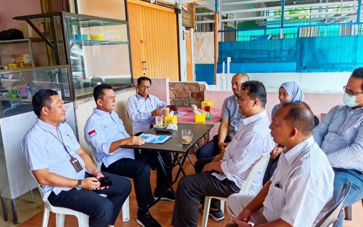 Gubernur Ansar saat melakukan koordinasi dan menerima audiensi Manager PT. PLN (Persero) UP3 Tanjungpinang dan Manager PT. PLN (Persero) UP2K Tanjungpinang, di Tanjungpinang, Rabu (07/09). 