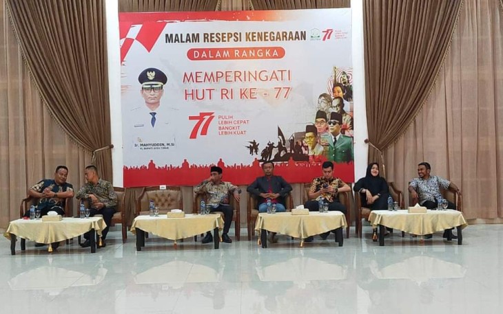 Pj Bupati Aceh Timur Ir Mahyuddin MSi dalam pidatonya pada malam resepsi kenegaraan yang digelar di Pendopo Bupati Aceh Timur pada Rabu (17/8) malam.