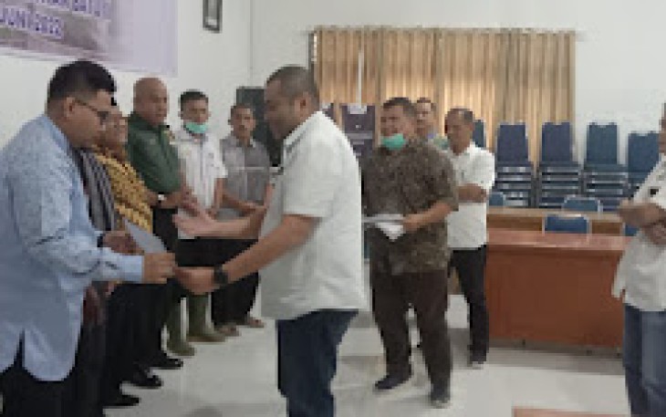 PTPN III DLAB ll saat Salurkan Bantuan Program Bina Lingkungan 