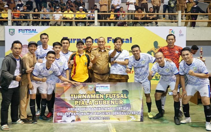 Foto bersama usai acara