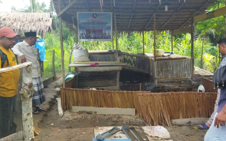 Anggota DPRK Aceh Timur saat kunjungi Perternak Bebek