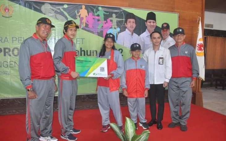 Wakil Bupati Trenggalek, Syah Muhamad Natanegara, saat memberangkatkan Kontingen Perprov VII Jatim Tahun 2022, di Pendapa Manggala Praja Nugraha, Senin (20/6/2022).
