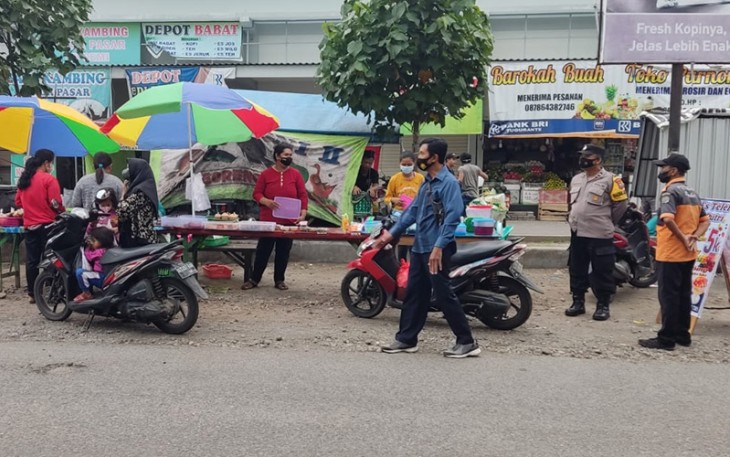 Polsek Ngunut saat Gelar Patroli Ngabuburit