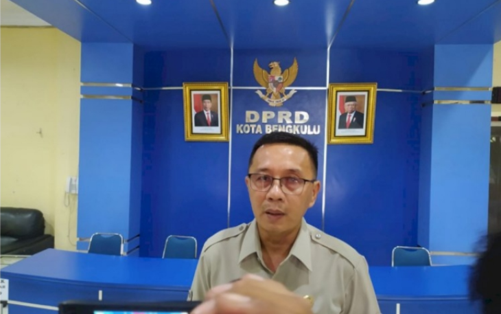 Ketua Badan Pembentukan Peraturan Daerah (Bapemperda) DPRD Kota Bengkulu, Solihin Adnan, Rabu (30/03/22).