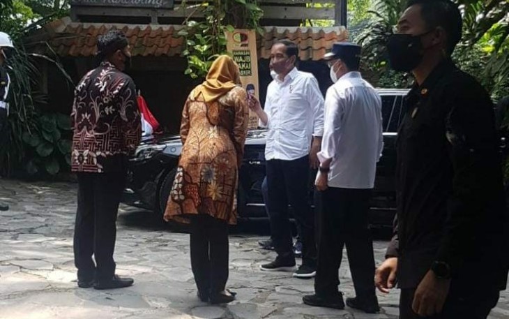 Presiden Joko Widodo hadir untuk melihat langsung progres pembangunan Tunnel 2, Kereta Cepat Jakarta Bandung (KCJB) di Purwakarta